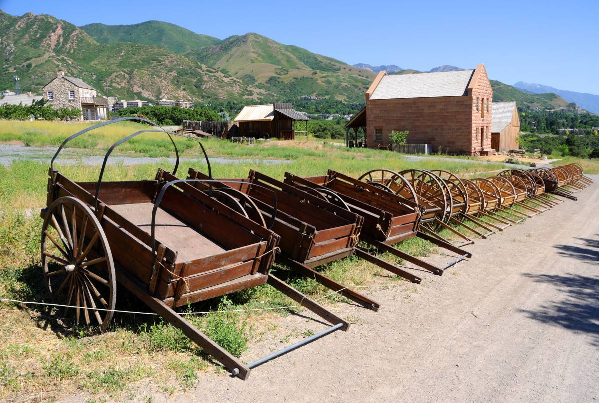 Pioneer handcarts - Copy